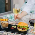 Dah - 돔 아폰소 엔리케스 호텔 2*