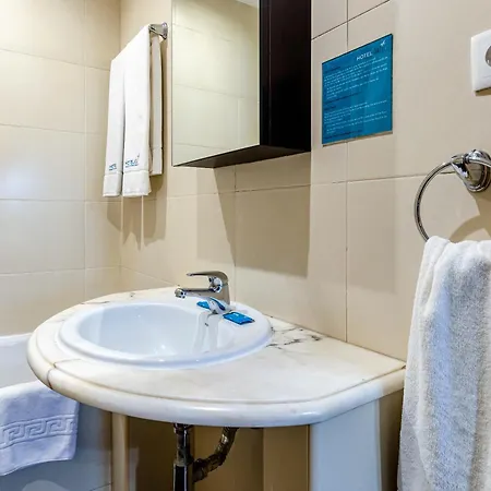 Hotel Dah - Dom Afonso Henriques 2*